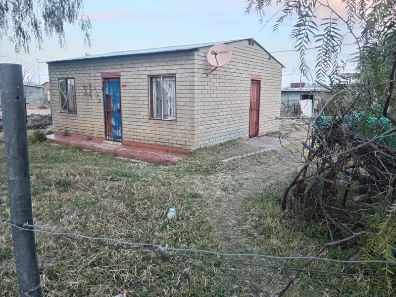 2 Bedroom Property for Sale in Thabong Free State